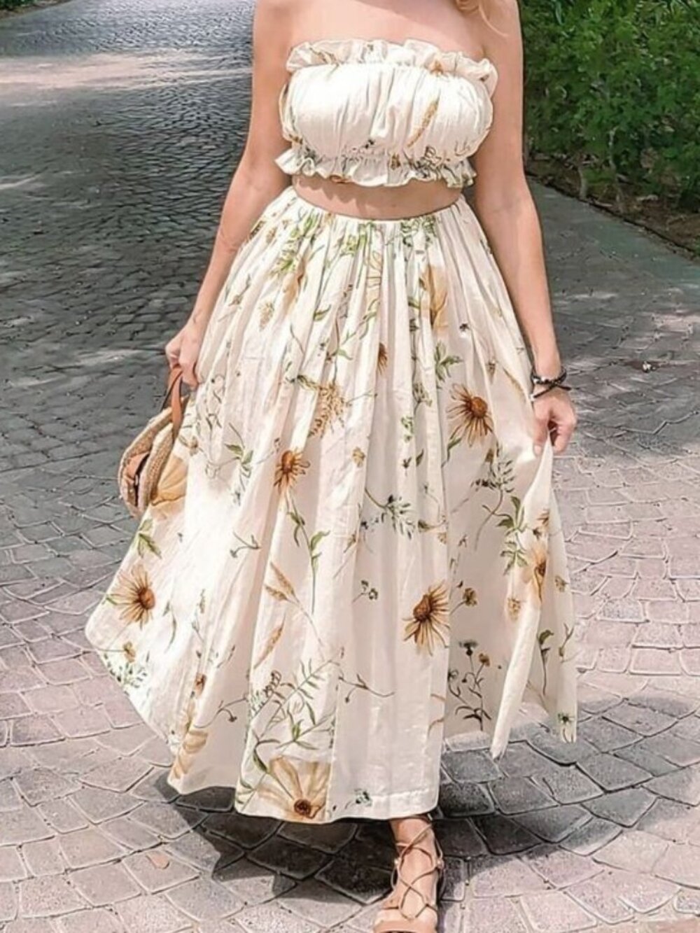 H&M Cream Floral Smocked Ruffle top